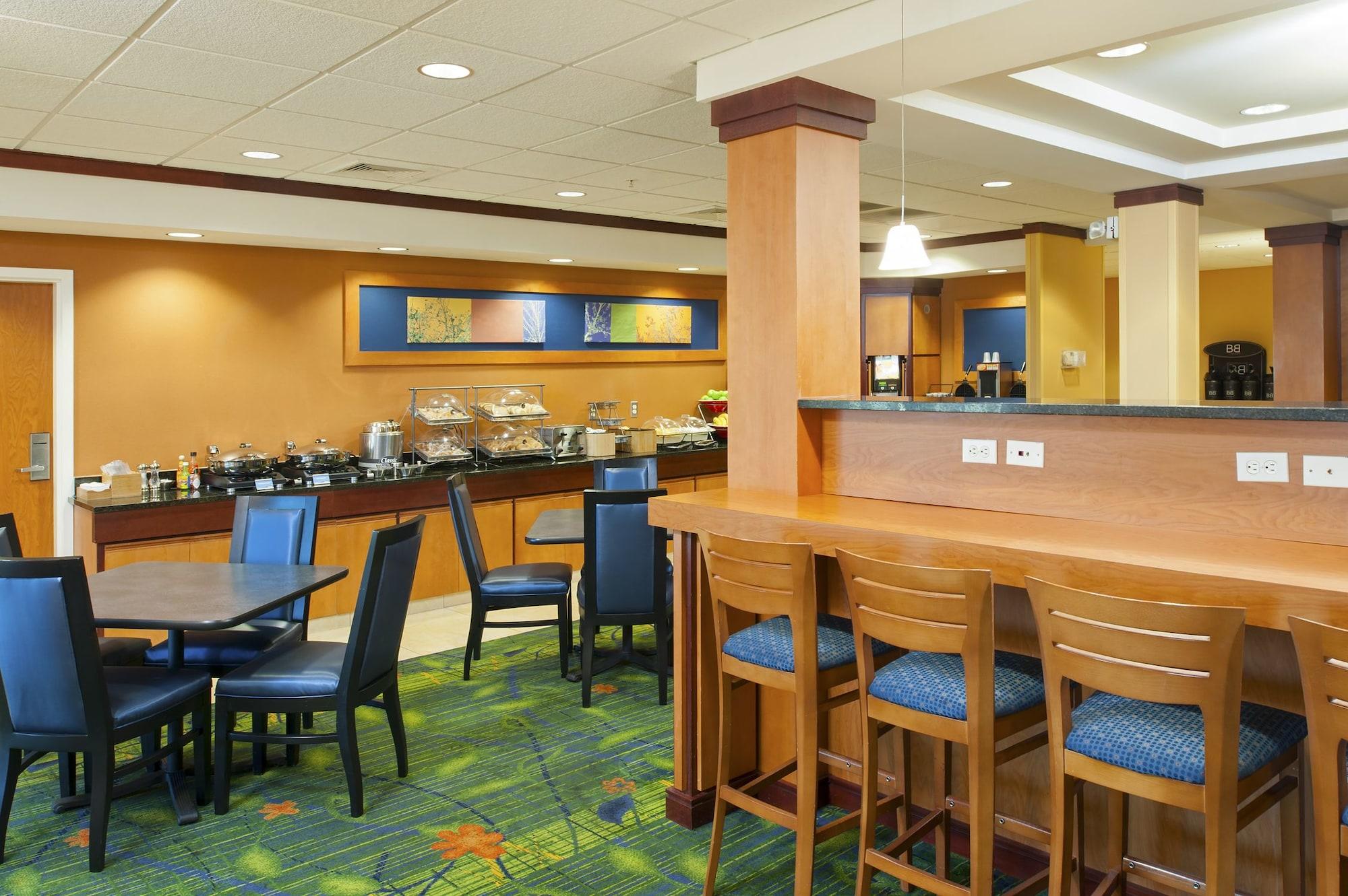 Fairfield Inn & Suites By Marriott Muskegon Norton Shores Exterior photo