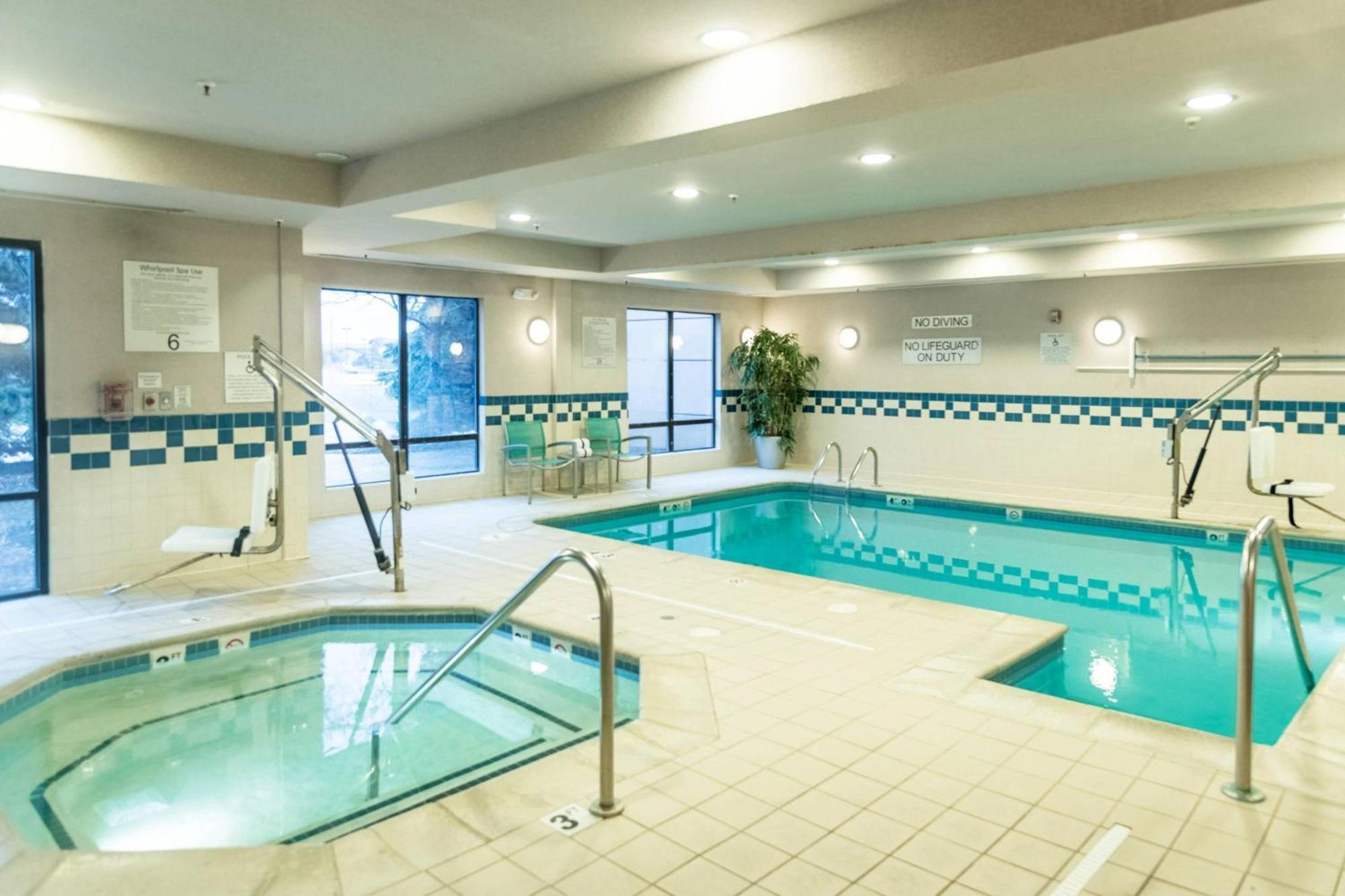 Fairfield Inn & Suites By Marriott Muskegon Norton Shores Exterior photo