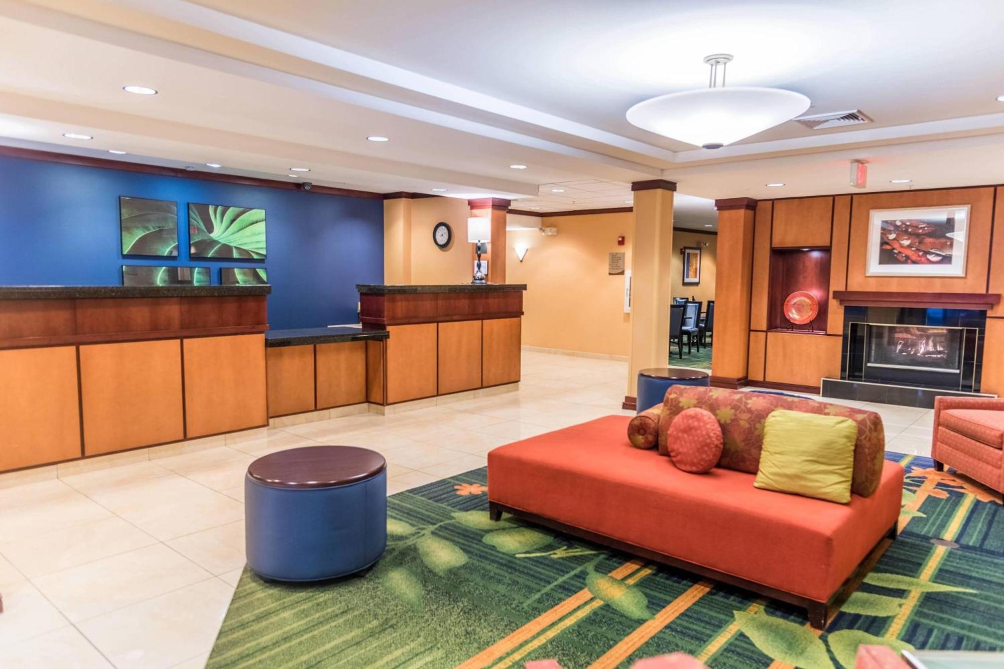Fairfield Inn & Suites By Marriott Muskegon Norton Shores Exterior photo